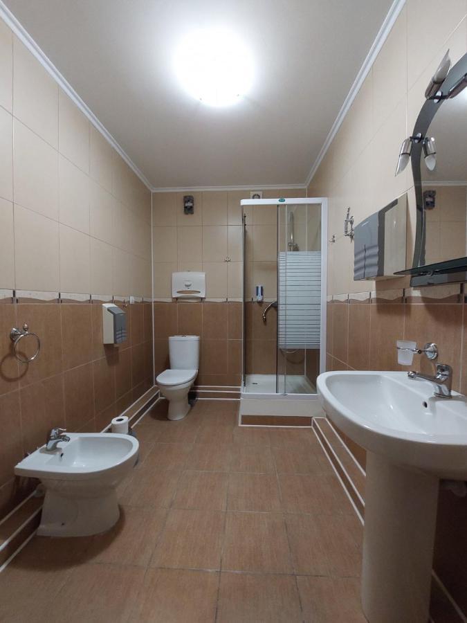 Apart-Hotel 24/7 Kamianets-Podilsky Extérieur photo
