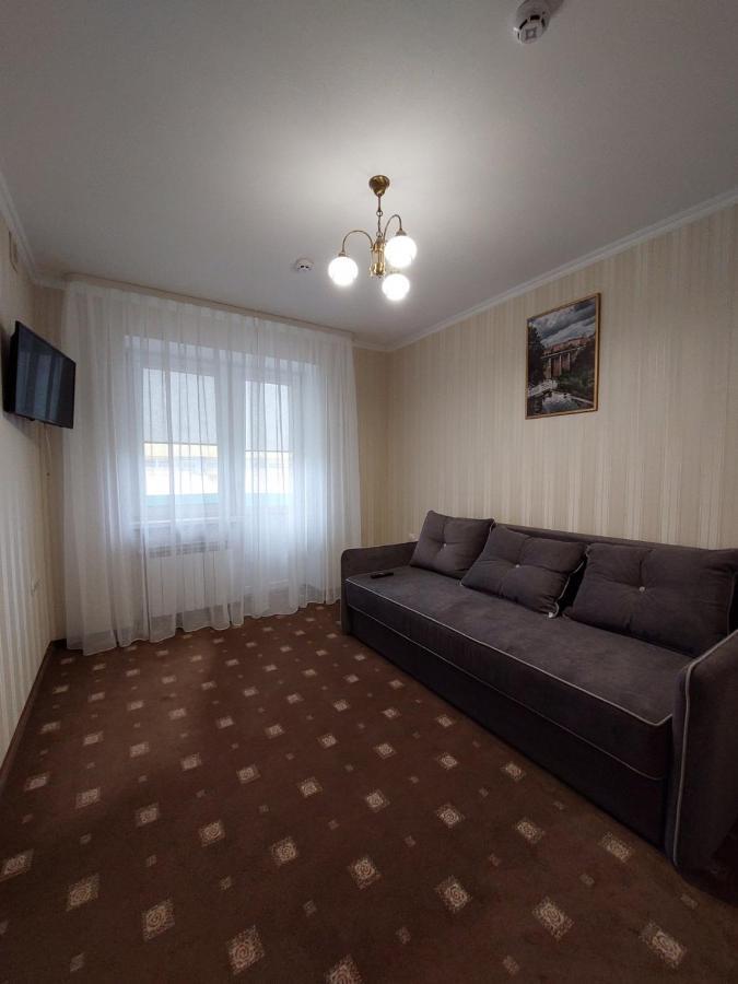 Apart-Hotel 24/7 Kamianets-Podilsky Extérieur photo
